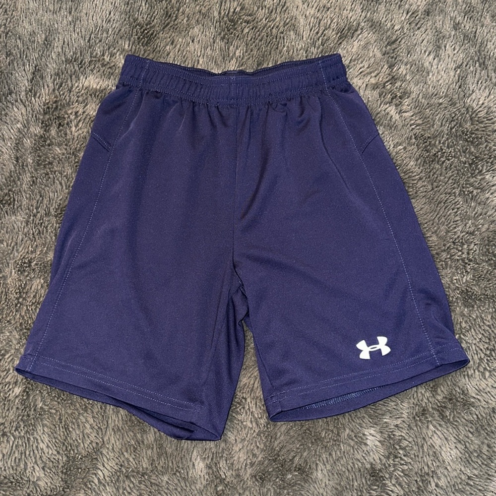 Boys Under Armour Shorts size small.